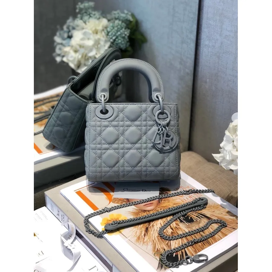 Christian Dior Mini Lady Dior Táska 18cm Lánccal Matt Hardver Báránybőr 2020 őszi/téli Kollekció, Szürke