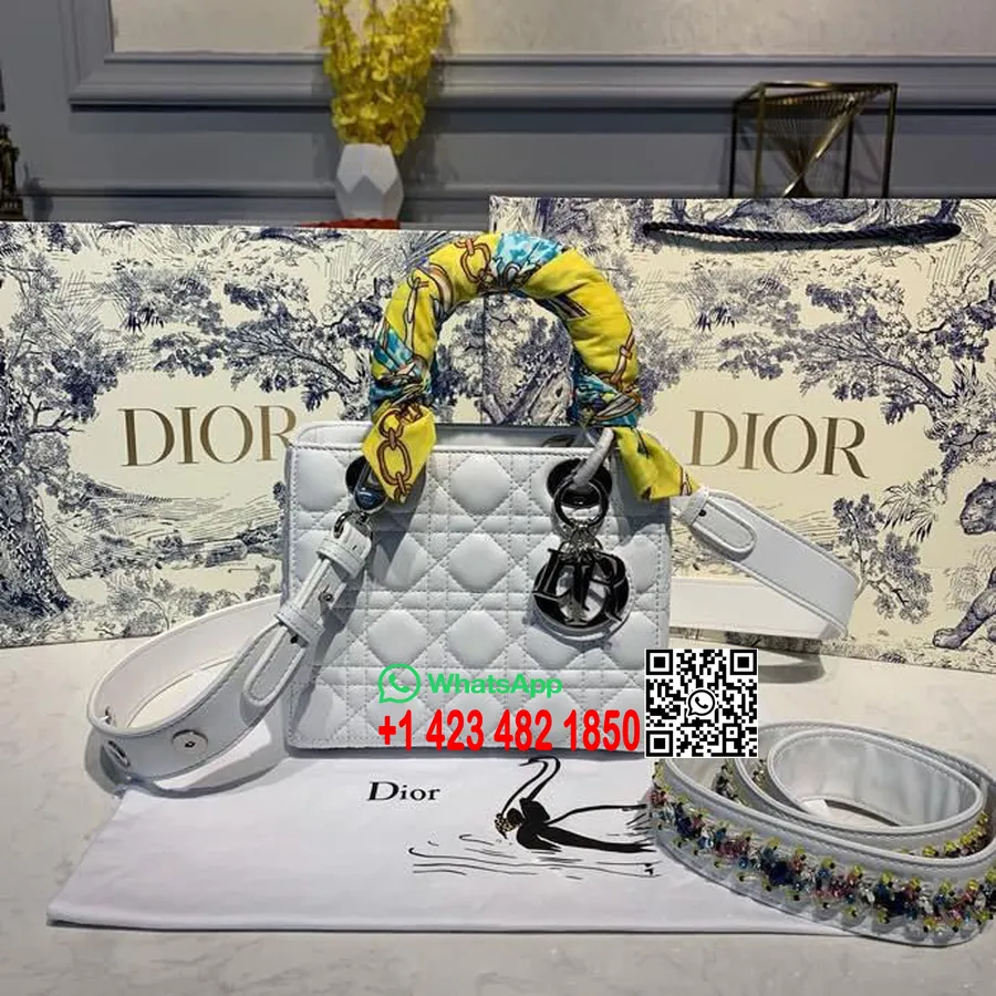 Christian Dior Lady Dior Torba 20cm Srebrne Dodatki Z Ozdobnym Paskiem Skóra Jagnięca Kolekcja Wiosna/lato 2020, Biała