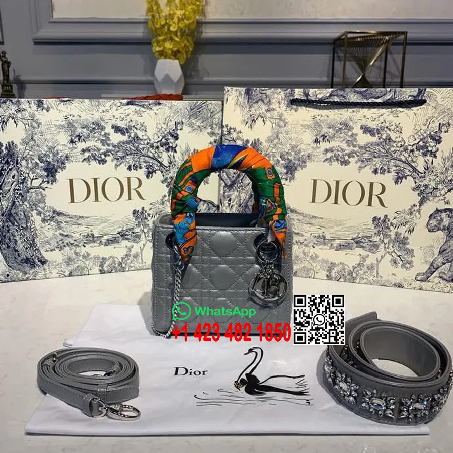 Christian Dior Mini Lady Dior Torba 18 Cm Z łańcuszkiem I Zdobionym Paskiem Do Torby Srebrne Okucia Skóra Jagnięca Wiosna/lato 2