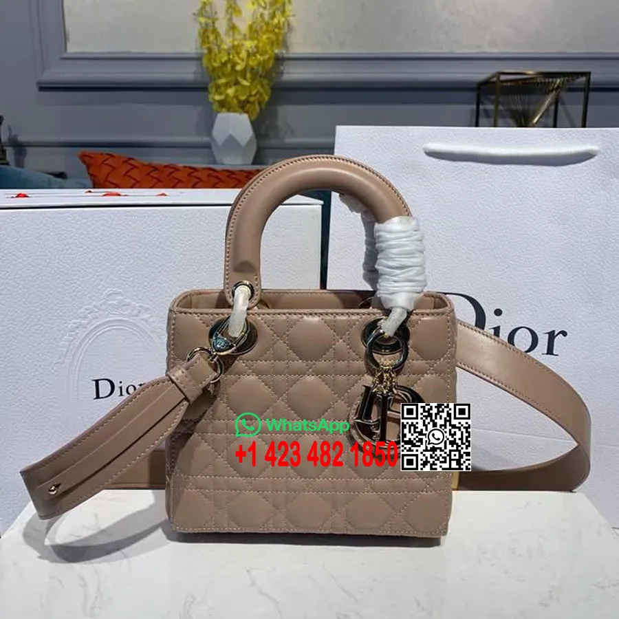 Christian Dior дамска чанта Dior 20cm златен хардуер от агнешка кожа колекция пролет/лято 2020 г., бежов