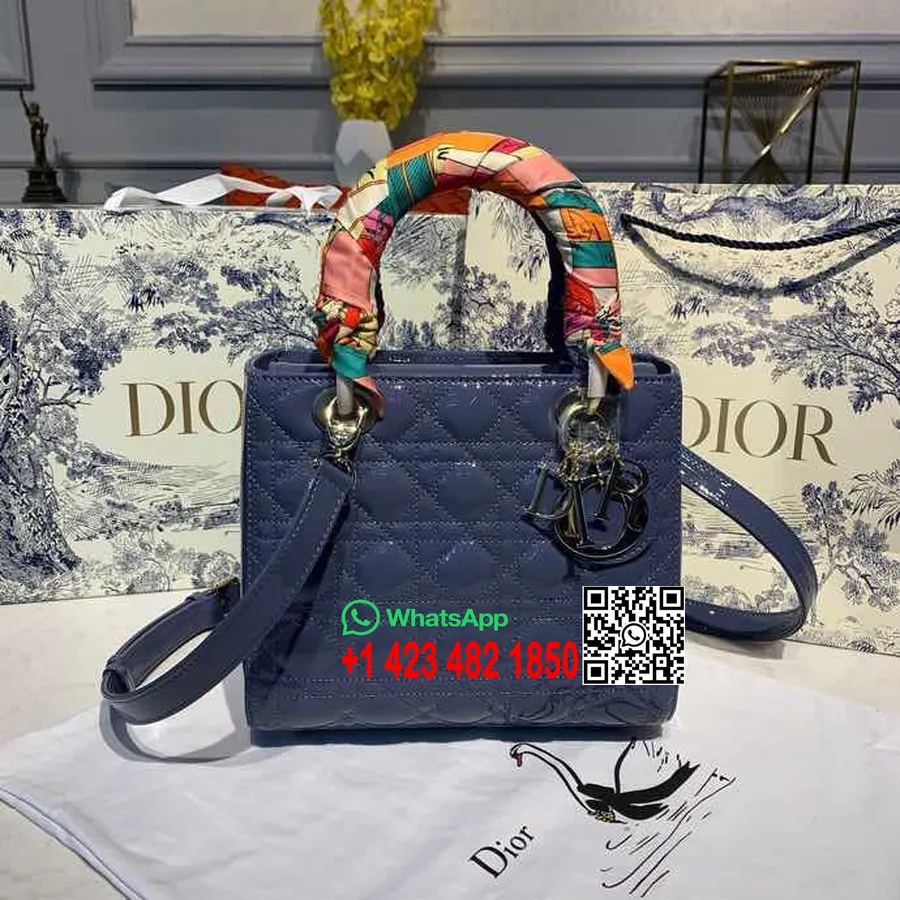 Taška Christian Dior Lady Dior 24cm Strieborné Kovanie Lakovaná Koža Kolekcia Jar/leto 2020, Tmavomodrá