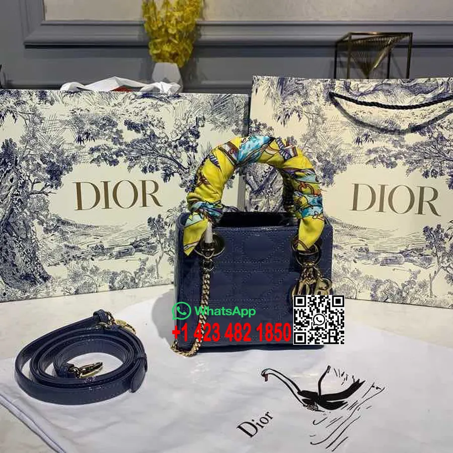 Christian Dior Mini ženska Dior Torba 18 Cm S Lancem Srebrna Lakirana Kolekcija Proljeće/ljeto 2020., Tamnoplava