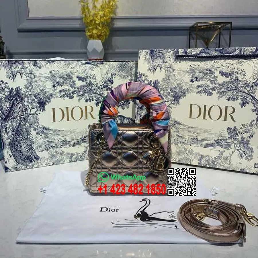 Christian Dior Mini ženska Dior Torba 18 Cm S Lancem Zlatna Oprema Od Janjeće Kože Kolekcija Proljeće/ljeto 2020., Ružičasto Zla