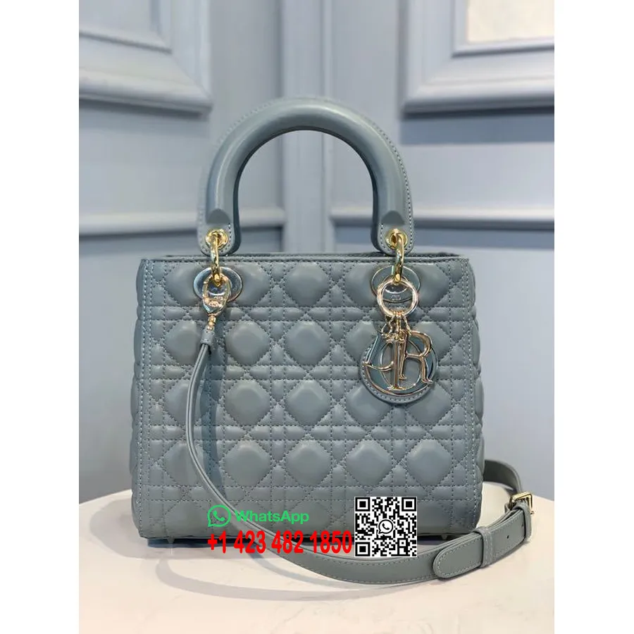 Taška Christian Dior Lady Dior 24cm Zlatý Hardvér Z Jahňacej Kože Kolekcia Jar/leto 2020, Púdrová Modrá