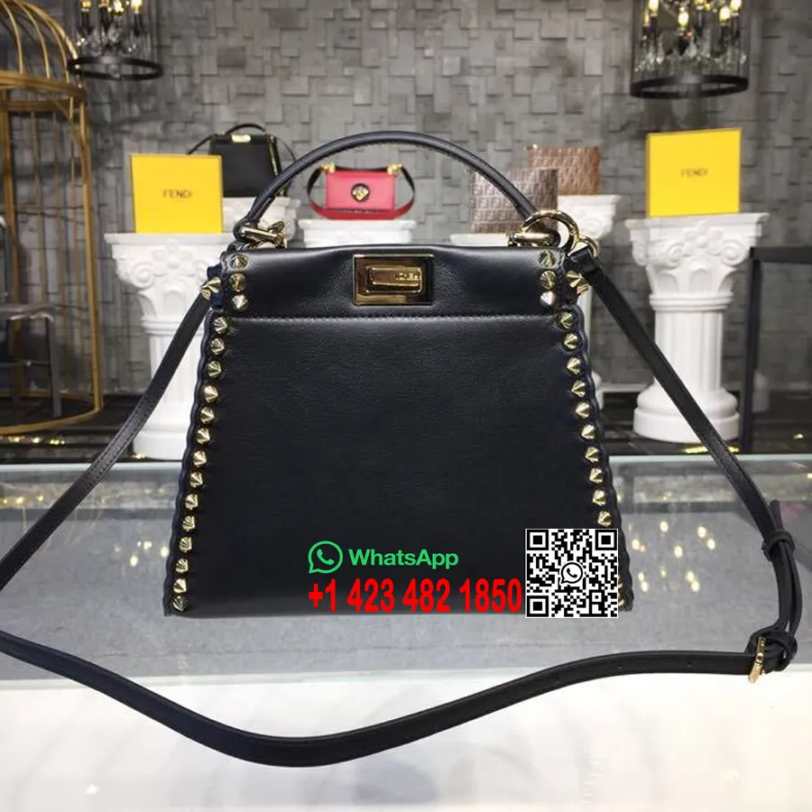 Fendi τσάντα Peekaboo με καρφιά 23cm, δέρμα μοσχαριού συλλογή άνοιξη/καλοκαίρι 2019, μαύρη