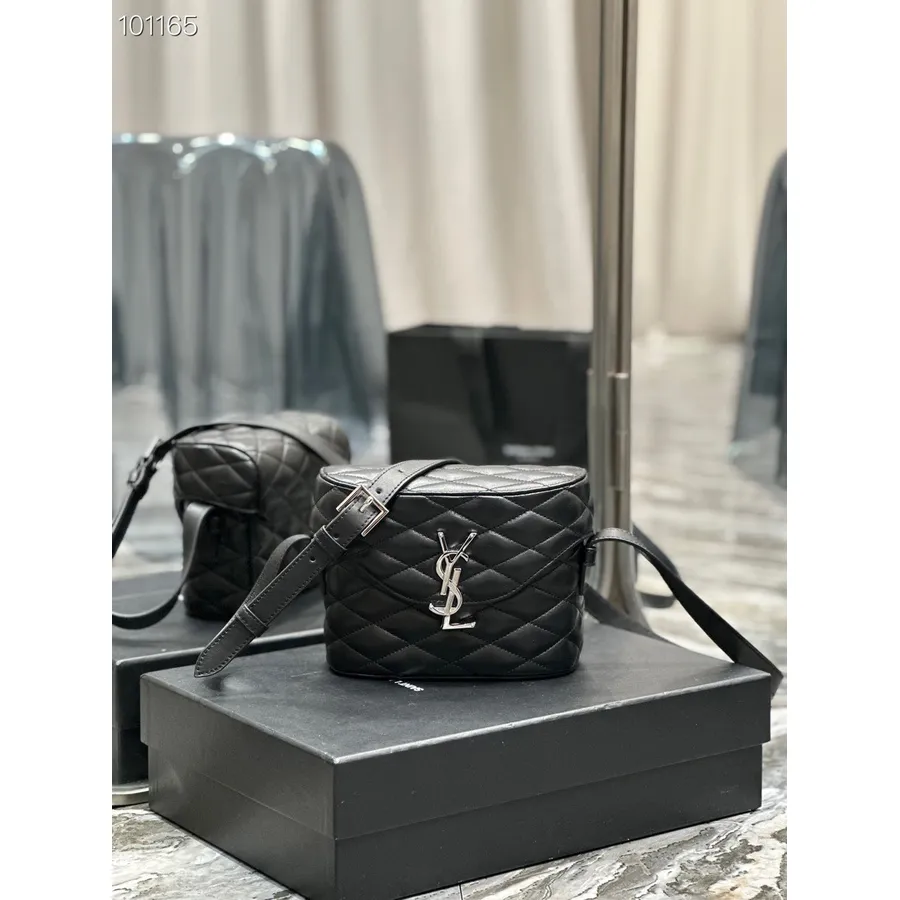 Borsa A Tracolla Ysl Saint Laurent Giugno 18 Cm 710080 Pelle Di Vitello Hardware Argento Collezione Autunno/inverno 2022, Nero