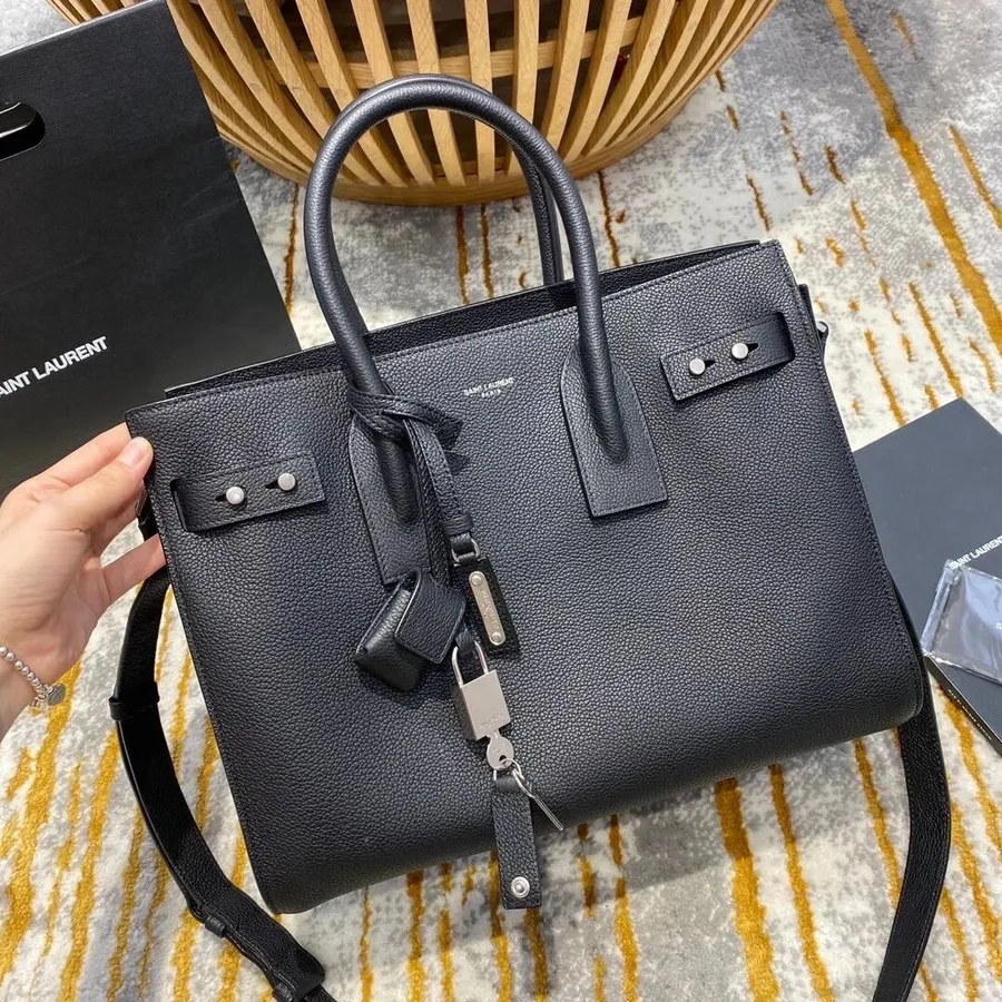 Borsa A Tracolla Saint Laurent Ysl Sac Du Jour 32 Cm Pelle Di Vitello Grana Collezione Autunno/inverno 2020, Nero